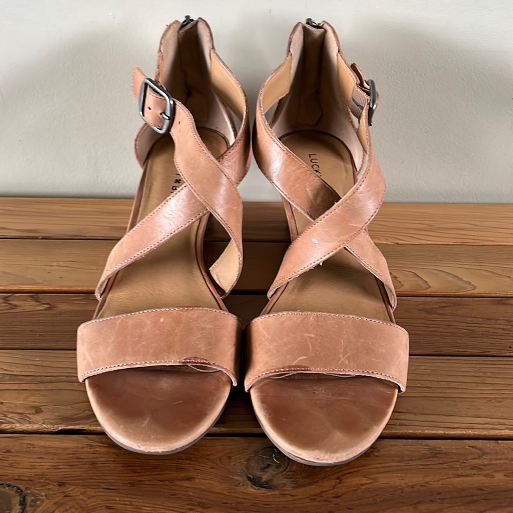 Lucky brand “Jenley” wedge sandal